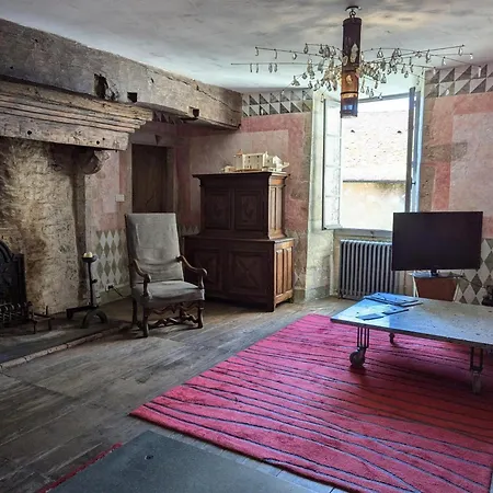 Prieure Restaure Avec Jardin, Charme Ancien Et Commodites Modernes, Pres De L'eglise A - Fr-1-653-145 *