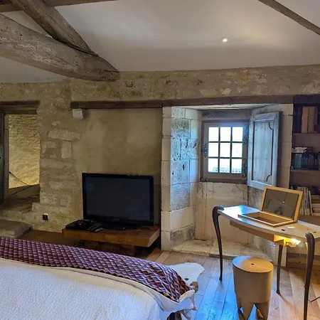 Prieure Restaure Avec Jardin, Charme Ancien Et Commodites Modernes, Pres De L'eglise A - Fr-1-653-145 Beaulieu-sur-Sonnette