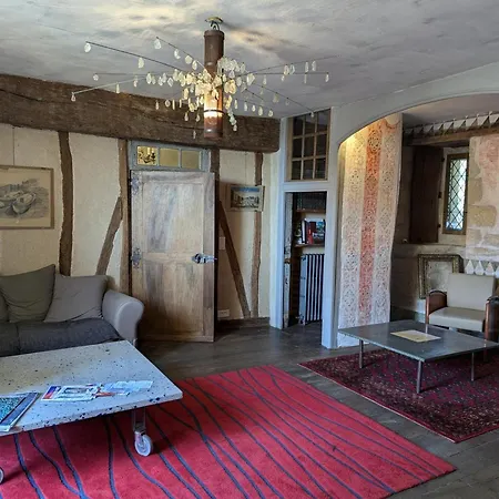 Prieure Restaure Avec Jardin, Charme Ancien Et Commodites Modernes, Pres De L'eglise A - Fr-1-653-145