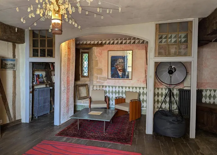 Prieure Restaure Avec Jardin, Charme Ancien Et Commodites Modernes, Pres De L'eglise A - Fr-1-653-145 Ferienhaus