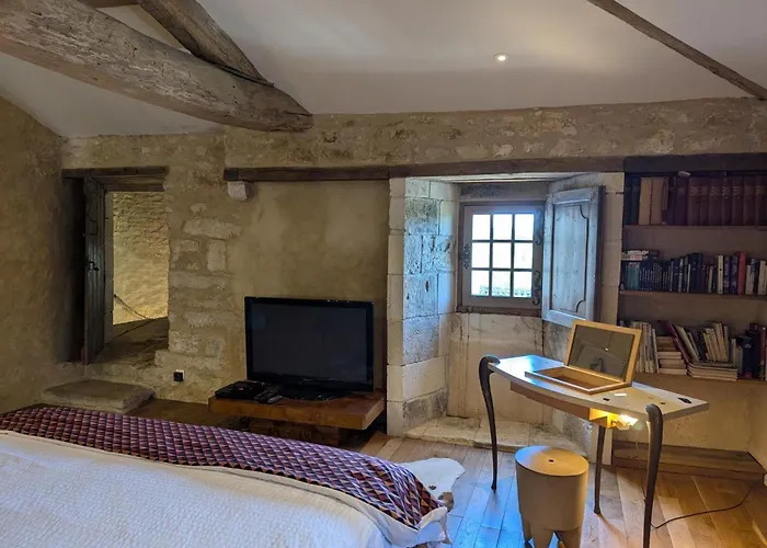 Prieure Restaure Avec Jardin, Charme Ancien Et Commodites Modernes, Pres De L'eglise A - Fr-1-653-145 Beaulieu-sur-Sonnette