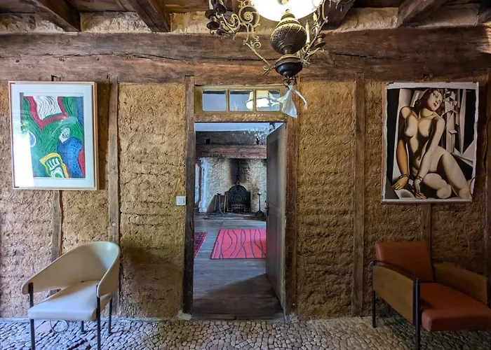 Ferienhaus Prieure Restaure Avec Jardin, Charme Ancien Et Commodites Modernes, Pres De L'eglise A - Fr-1-653-145